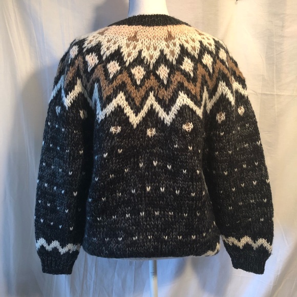 3 for $20- P.G.C Women's Sweater - Picture 6 of 6